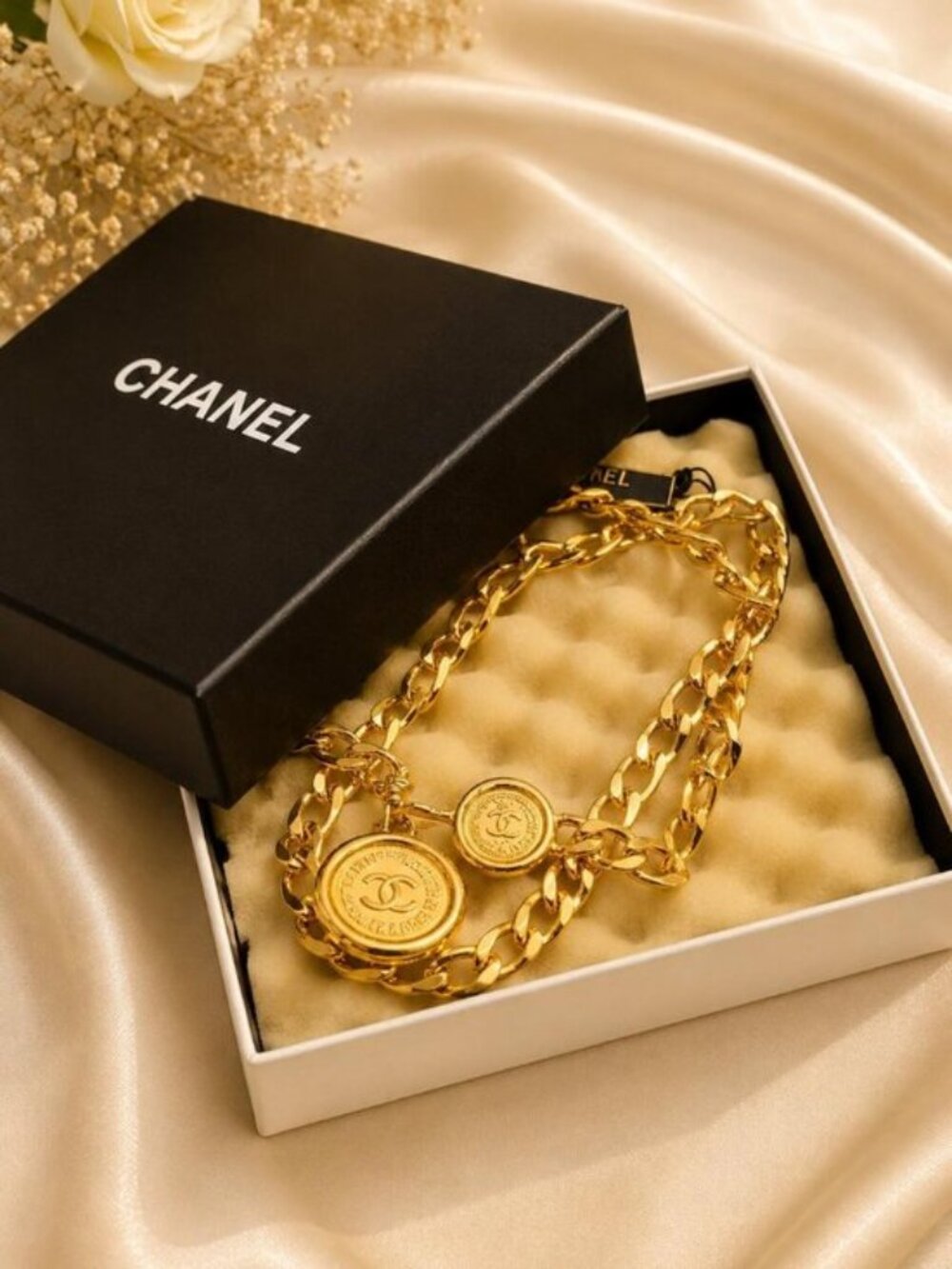 Authentic CHANEL Gold Tone CC Medallion Chain Necklace Vintage Designer Jewelry